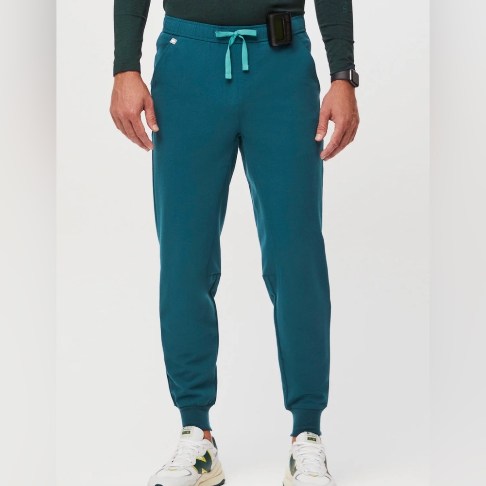 Figs Men's Caribbean Blue Jogger Scrub Pants